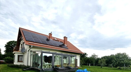 SOLARYAG w Jeleniej Górze oferuje fotowoltaikę z Growatt, zapewniającą niezawodne rozwiązania energetyczne z polską gwarancją.
